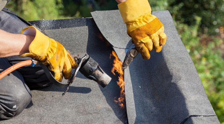 Professional gutter cleaning in Sterling, ND